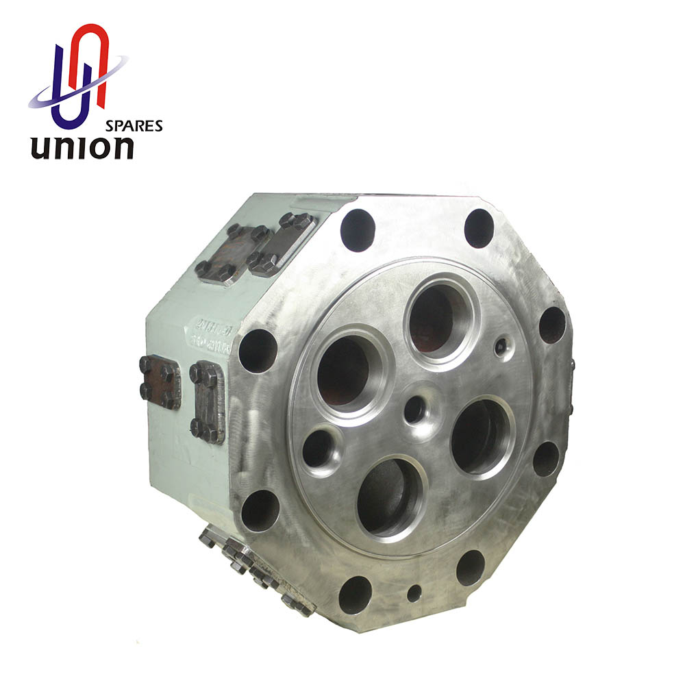 Pc2-5 Cylinder Head